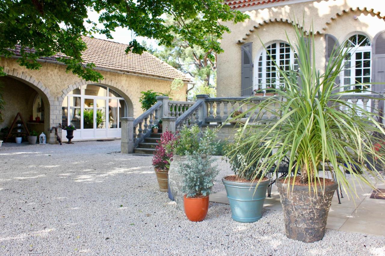 Le Clos Vitis Violes Exterior photo